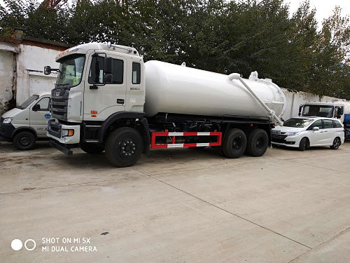 東風(fēng)吸糞車 吸污車廠家價(jià)格 東風(fēng)吸糞車多少錢